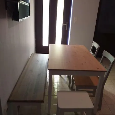 Apartment Marko Crveni Vrh